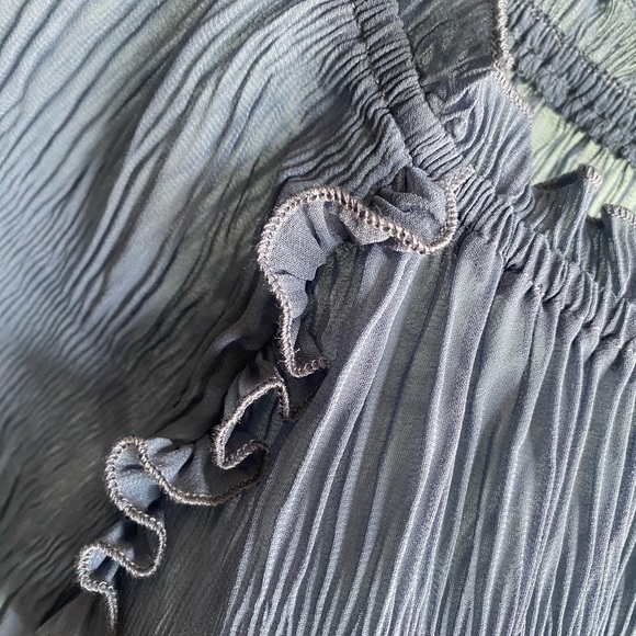 Size M Blue Ruffle Blouse Denim Blue Shade top by Mine - Picture 4 of 9